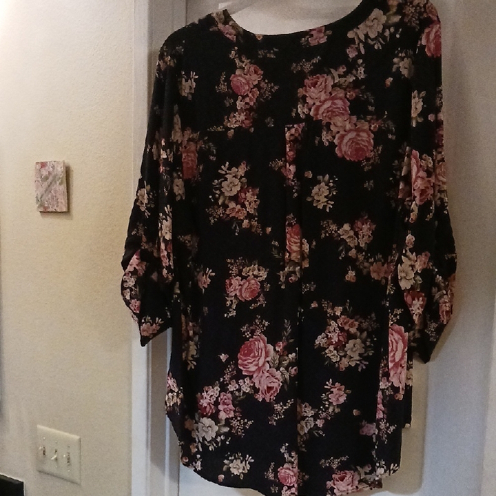 Torrid Floral Blouse with Pink and Black Design - Picture 5 of 5
